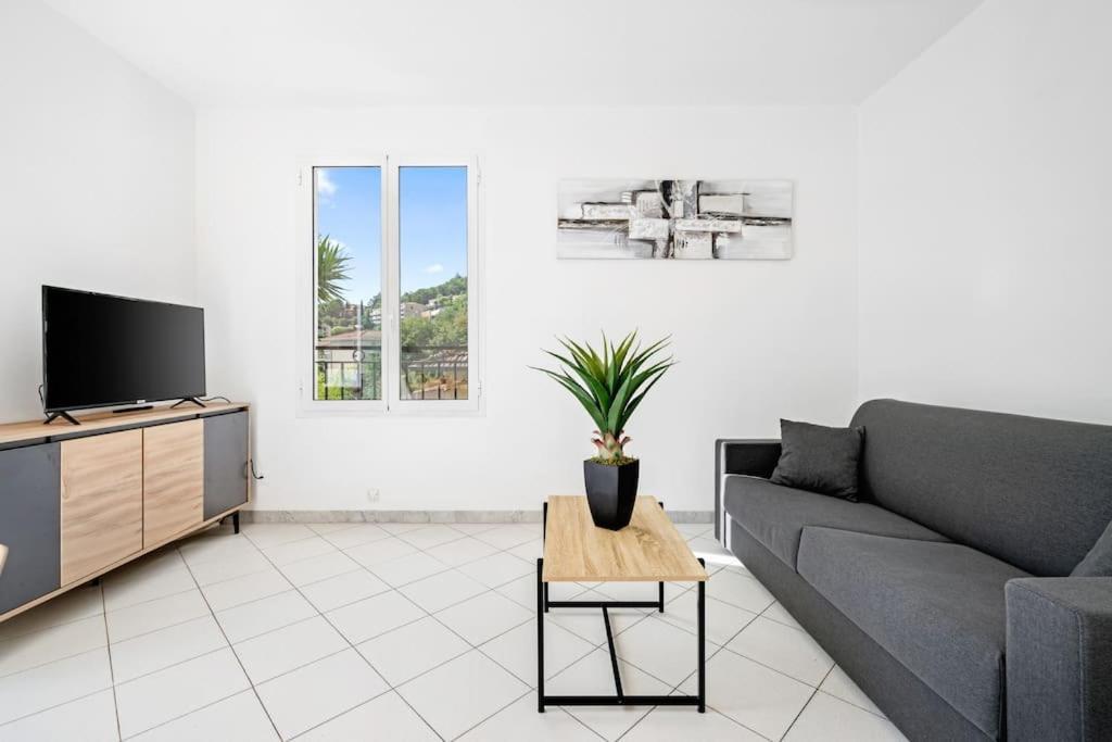 La Villa Julia - Calme - Spacieux - Parking Prive - Climatisation Ментона Экстерьер фото
