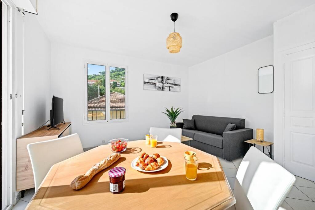 La Villa Julia - Calme - Spacieux - Parking Prive - Climatisation Ментона Экстерьер фото